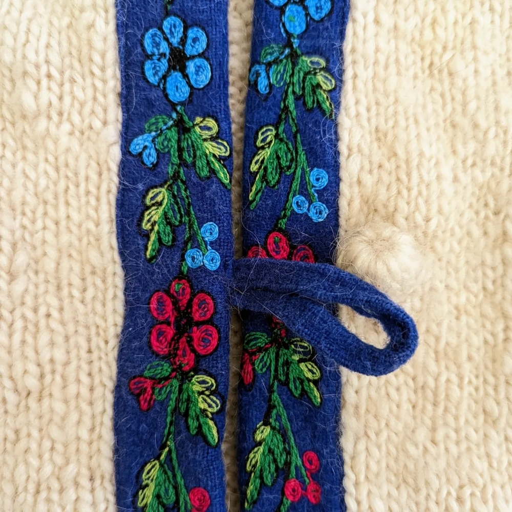 Vintage Wool Sweater - Picture 6 of 6